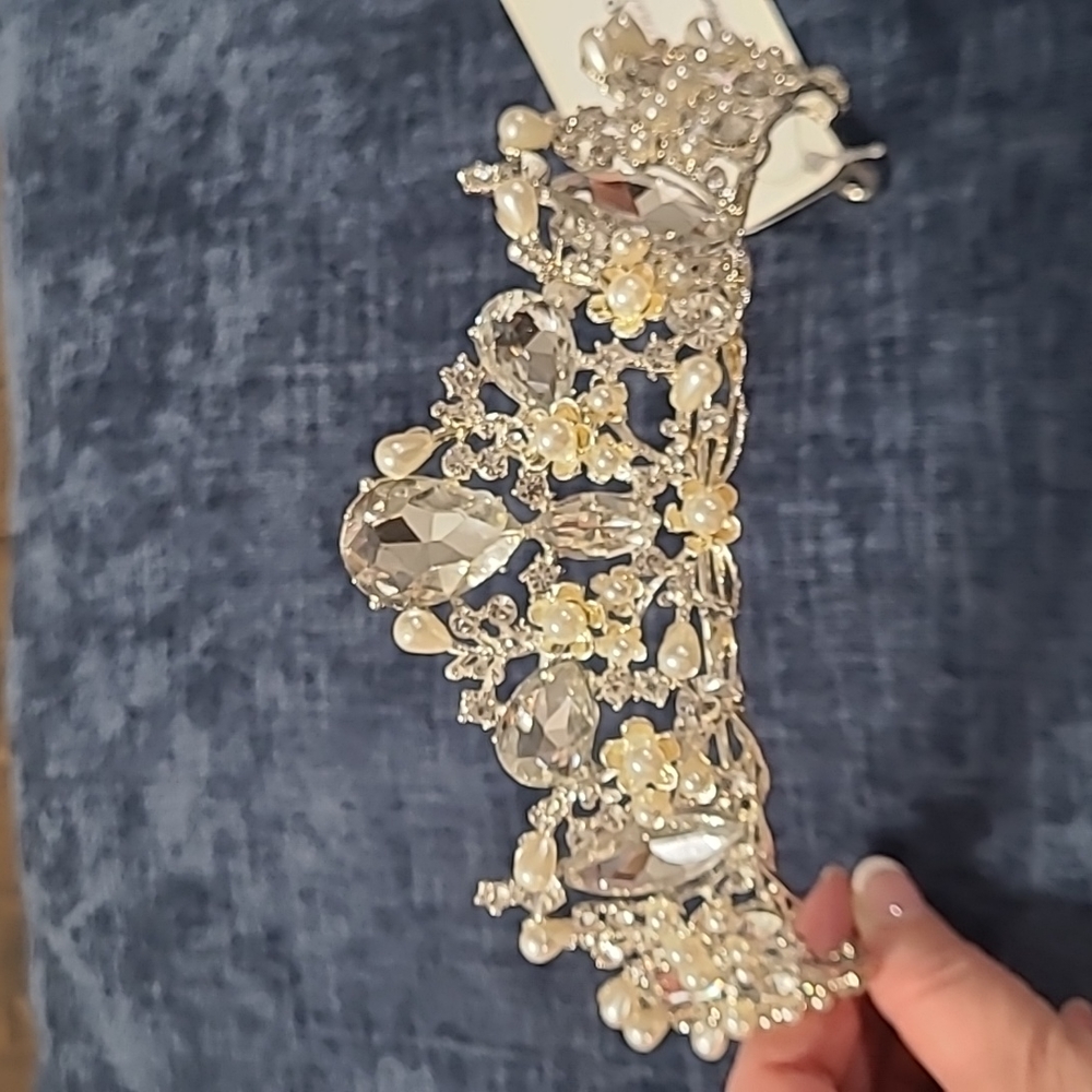 Rhinestone tiara headpiece NWT